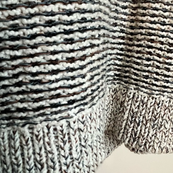 Silence + Noise Maria Sweater Tank in size L - Picture 6 of 12